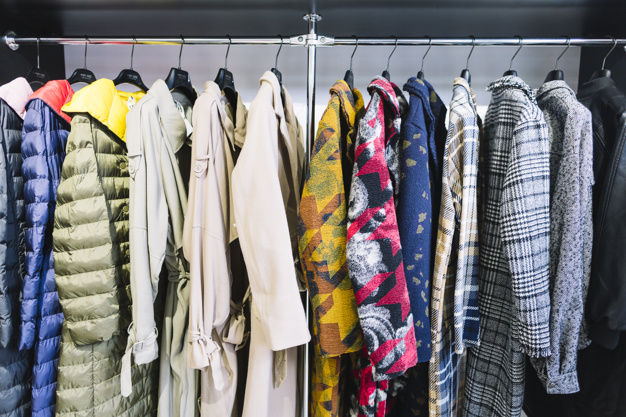 Recogemos Gratis a Domicilio Aceptamos Donaciones de Todo Tipo de Casacas